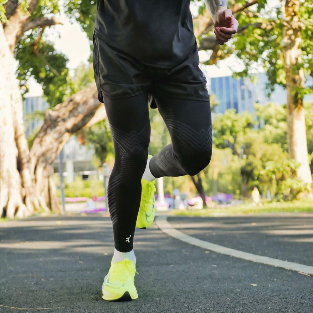 Gounod Knee Strap — For Knee Pain & Sport - KneeFlex